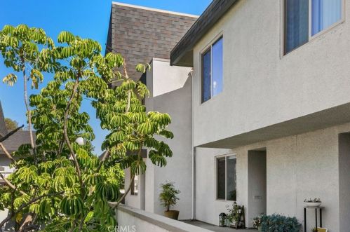 6854 Citriadora Ct, Garden Grove, CA 92845-2911