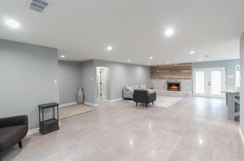 4156 Echo Glen Dr, Dallas TX  75244-7323 exterior