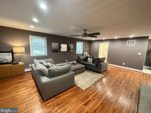 2304 Cloverdale Dr, Fallston MD  21047-1618 exterior