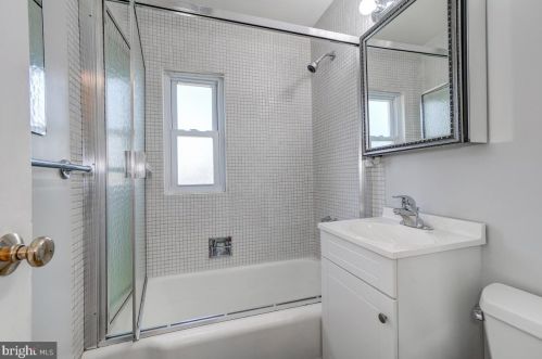 11818 Dewey Rd, Silver Spring MD 20906-4881 exterior