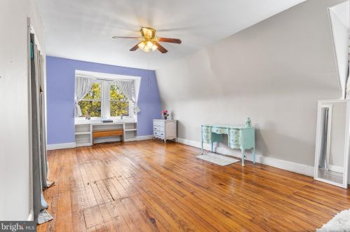 430 42 St, Philadelphia PA 19104-0044 exterior