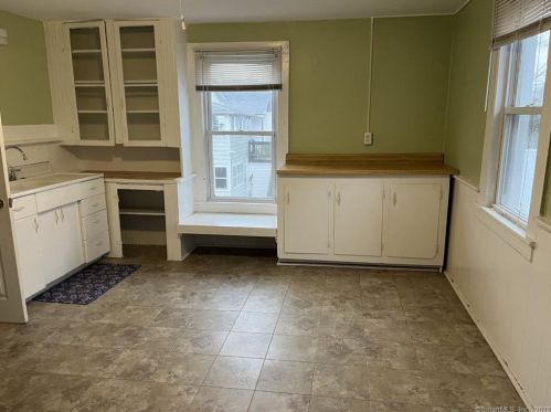 36 Center St, Southington CT  06489-3105 exterior