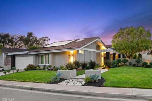 241 Calle Empalme, San Clemente, CA 92672-2104