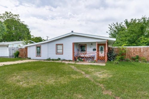 106 Ridgewood Dr, Garland, TX 75041-3146