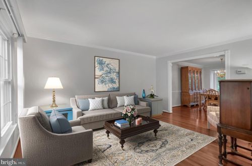 6714 Passageway Pl, Springfield, VA 22015-4239