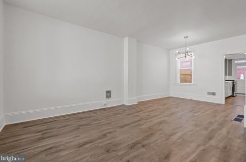 220 Liberty St, Lancaster PA  17602-1934 exterior