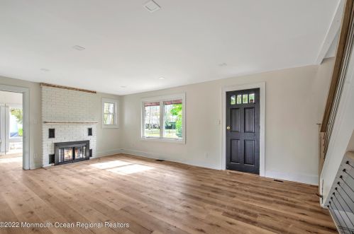 212 Cold Indian Spg Rd, Tinton Falls NJ 07712-3224 exterior