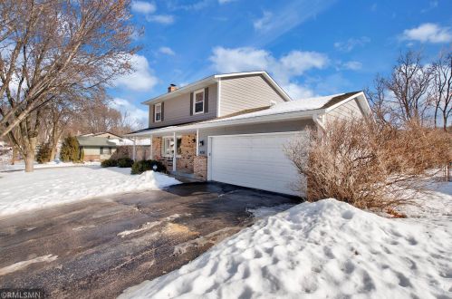 4258 Dunrovin Ln, Saint Paul MN 55123-1725 exterior