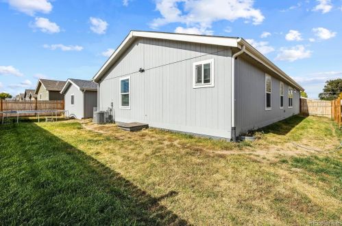 104 Juniper Cir, Fort Morgan CO  80705-4860 exterior