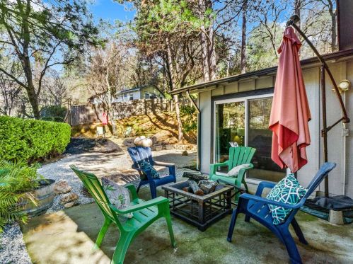 926 Woodpecker Ct, Swansboro Country, CA 95667-4516