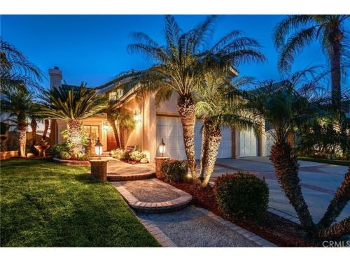 1059 Mountvale Ct, Anaheim, CA 92808-2108