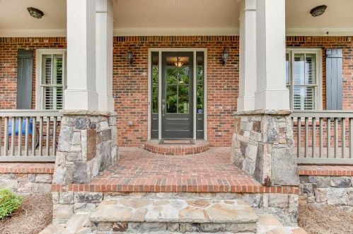 1286 Whisper Cove Dr, Buford, GA 30518-7238
