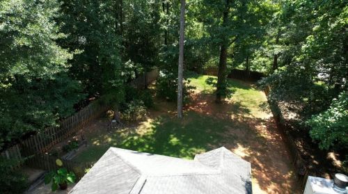 10 Pine Hill Ct, Porterdale, GA 30016-4168