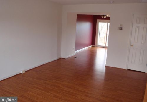 1709 Vonnies View Ct, Woodbridge, VA 22192-5605
