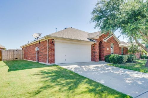 5208 Brookside Dr, Argyle TX  76226-2232 exterior