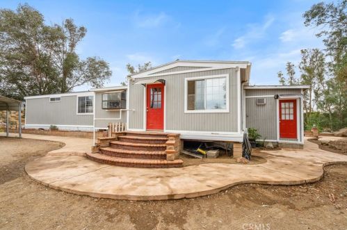 21645 Herbert St, Perris, CA 92570-6217
