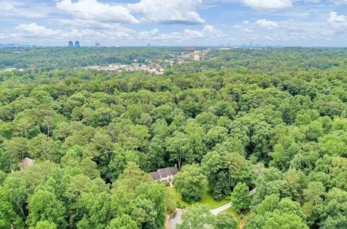430 Lost Forest Ct, Atlanta GA  30328-2101 exterior