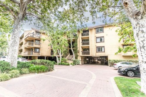 3481 Stancrest Dr, Glendale CA 91208-1353 exterior