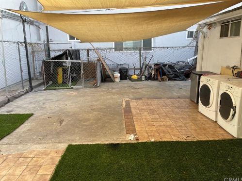 4706 118 St, Hawthorne CA 90250-2130 exterior