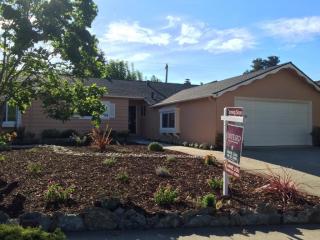 1469 Primrose Way, Cupertino, CA 95014-5254