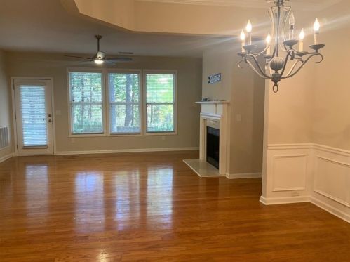 1763 Waterside Dr, Kennesaw, GA 30152-8293