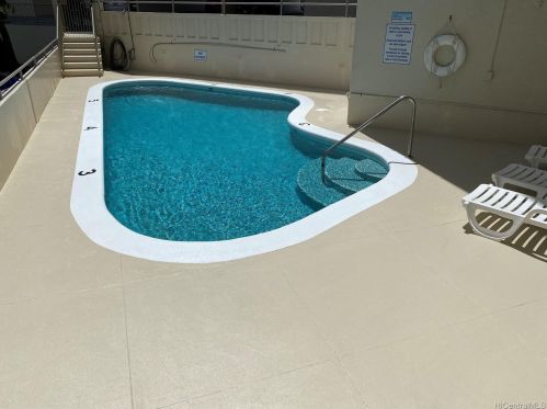 1676 Ala Moana Blvd, Honolulu HI  96815-1433 exterior