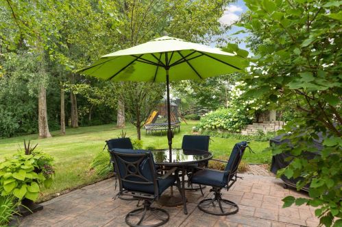 3315 Crestmoor Dr, Saint Paul MN  55125-5006 exterior