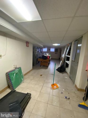 1408 9th St, Philadelphia PA  19147-5704 exterior