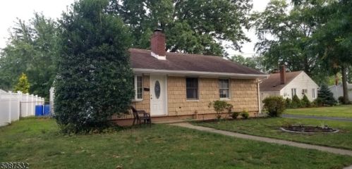 2377 Knapp Dr, Rahway, NJ 07065-3732
