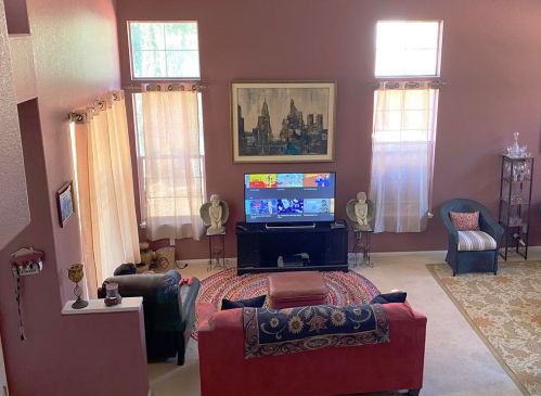 5002 Palmera Dr, Oceanside, CA 92056-2106