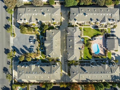 4266 Spencer St, Torrance CA  90503-2444 exterior