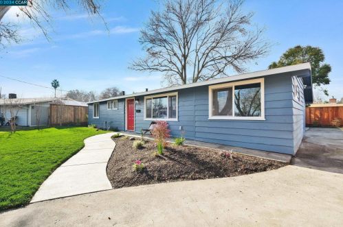 3025 Chrisland Ct, Concord CA  94520-1605 exterior