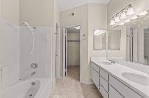 7858 Menton Ave, Anaheim CA  92808-1559 exterior