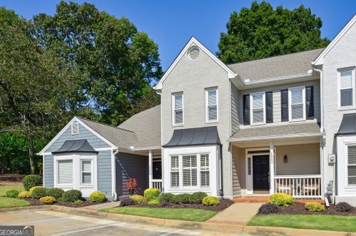 1007 Saddle Hl, Marietta, GA 30068-4916