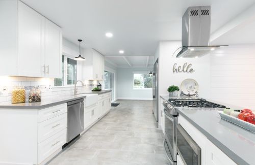 5780 Stanley Dr, Auburn, CA 95602-9631