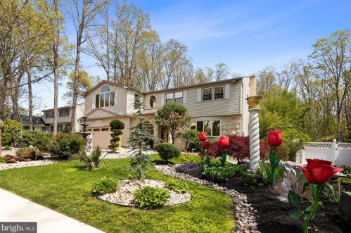 40 Country Club Rd, Blenheim, NJ 08012-1804