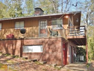 1505 Ridgemore Dr, Toccoa, GA 30577-7374