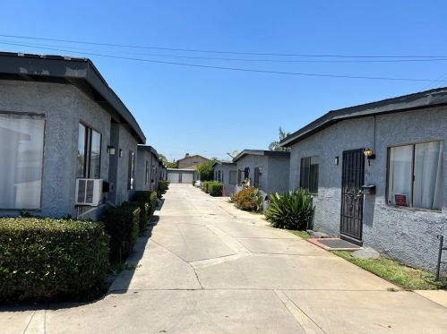 819 Greenwood Ave, Montebello, CA 90640-5813