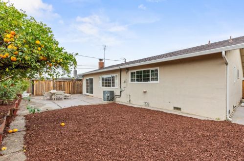 1742 Crater Lk Ave, Milpitas CA 95035-6669 exterior