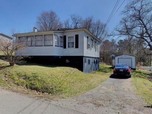 162 Mahan Ave, Beckley, WV 25801-9113