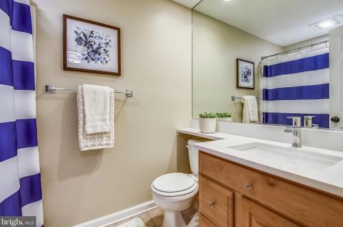 36 Whittier Pkwy, Severna Park MD 21146-3051 exterior