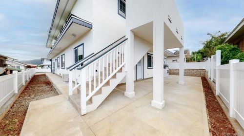 3237 Brokaw St, Honolulu HI  96815-4117 exterior