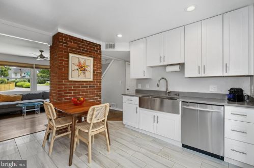 2231 Luzerne Ave, Silver Spring MD 20910-2133 exterior