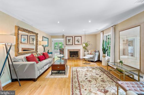 12201 Remington Dr, Silver Spring MD 20902-1533 exterior