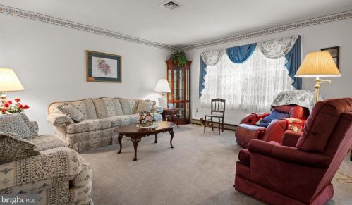 1883 Manchester Ln, Lancaster PA  17601-6210 exterior