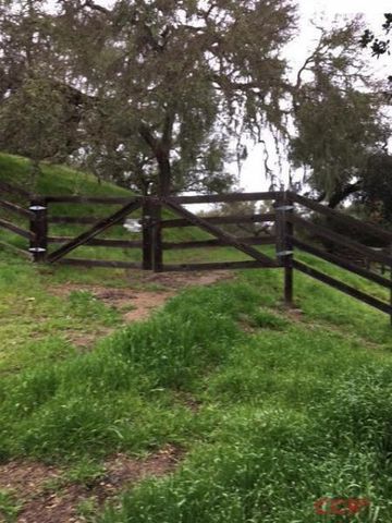 4333 Tims Rd, Santa Ynez, CA 93460-9579