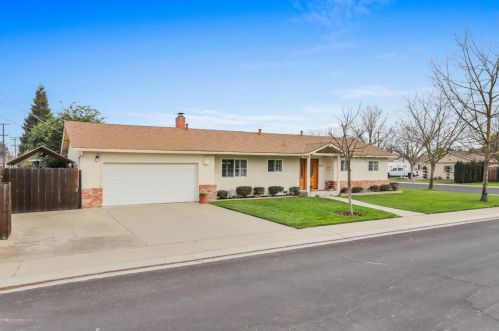 414 Los Palos Way, Modesto, CA 95351-1715