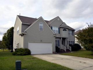 102 Terrance Cir, Yorktown, VA 23693-2050