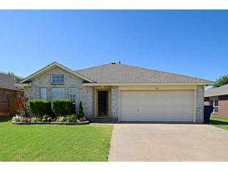 332 Chantilly Way, Mustang, OK 73064-3918