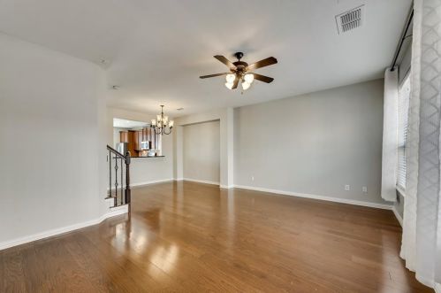 1511 Biltmore Ln, Irving TX  75063-3423 exterior